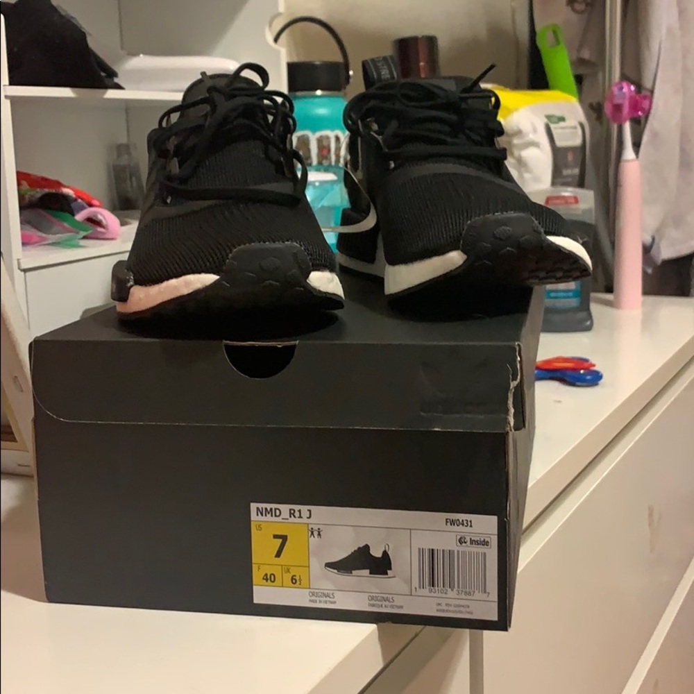Adidas NMD Size 7Y